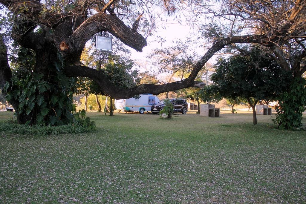 Camp Hogo Kavango Rundu Exterior foto